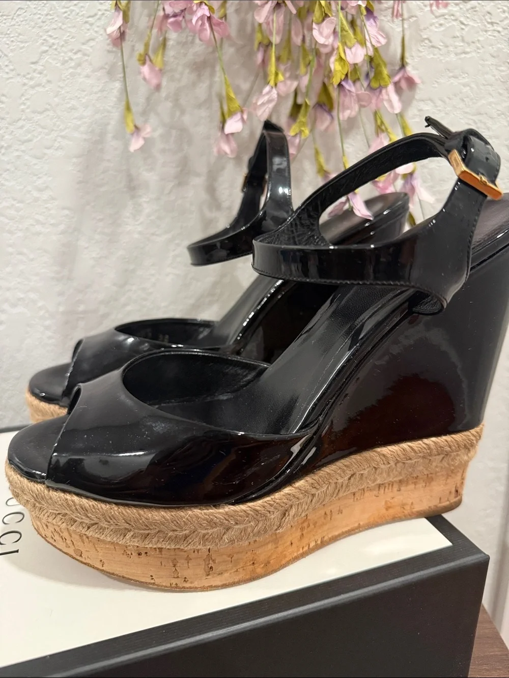 Gucci Black Patent Leather Espadrille Platform Sandals